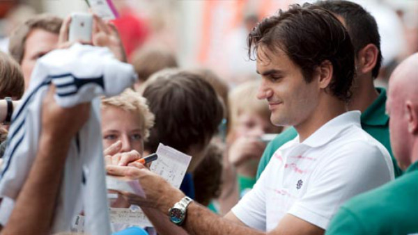 Roger Federer sigue arrasando