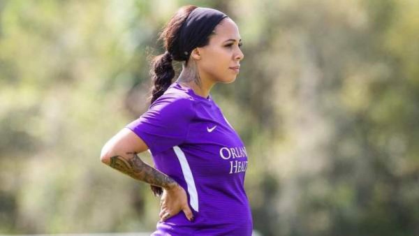 Homenaje en el Día de la Mujer : Las 10 mejores futbolistas femeninas que se han visto