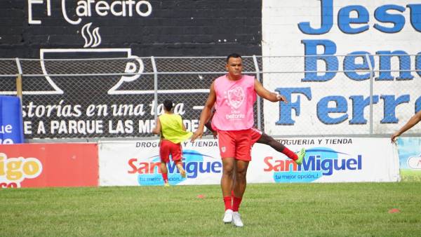 Rony Martínez afirma que continuará ligado a la Real Sociedad.