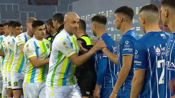 Aldosivi perdió 2-0 este jueves en su visita a Godoy Cruz de Mendoza.