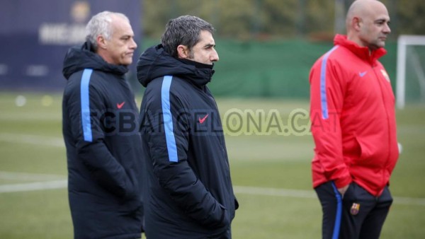 Choco Lozano entrena con el primer equipo del Barcelona en la semana del clásico