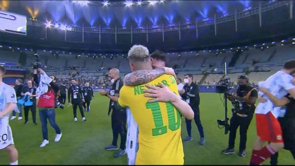 En imágenes: La llamada de Messi, el llanto de Neymar y el argentino que mandó a callar a Brasil