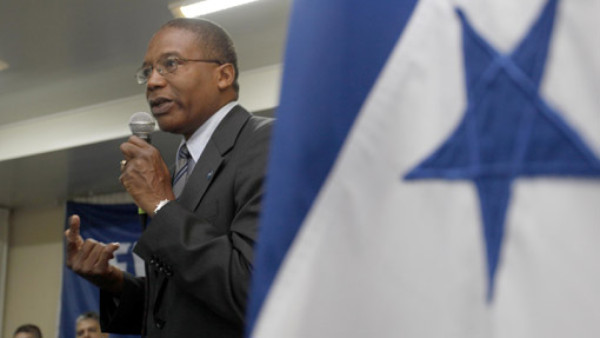 Kenton ve a Honduras como potencia