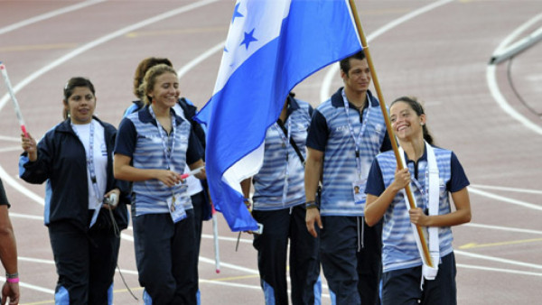 Regular debut hondureño en Mayagüez