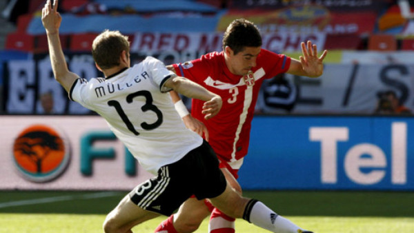 Kolarov no irá al Madrid