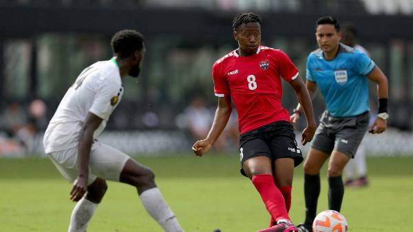 El árbitro hondureño Saíd Martínez debutó en la Copa Oro 2023. Foto AFP.