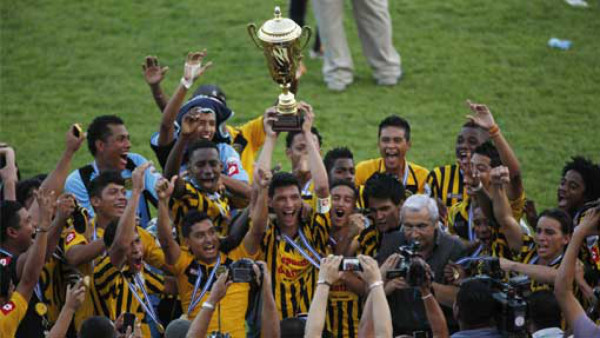 El Real España campeon del torneo reservas 2011.