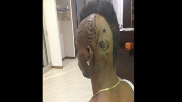 Mario Balotelli publica en Twitter su nuevo look