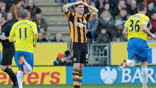 Newcastle golea a domicilio a un irreconocible Hull City