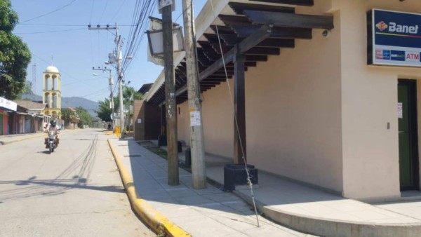 Así es el hospital móvil que instalaron en Villanueva, Cortés para pacientes con coronavirus