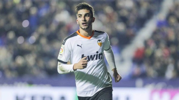 Mercado de fichajes: Estrella de la Juventus se ofrece al Barcelona y la bomba de Sergio Ramos