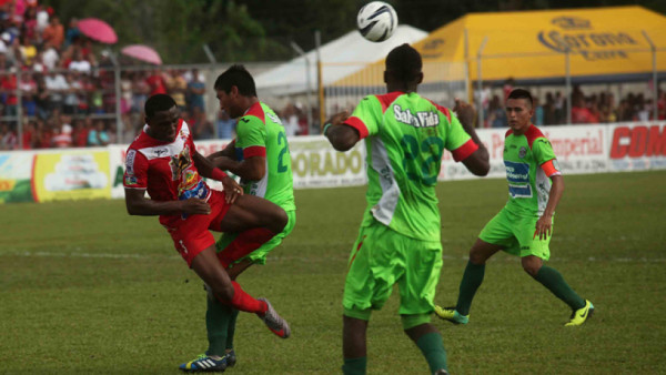 El Marathón resucitó ante Real Sociedad
