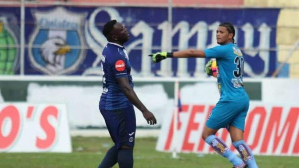 En el día de los difuntos en Honduras recordamos los futbolistas emblemáticos que partieron