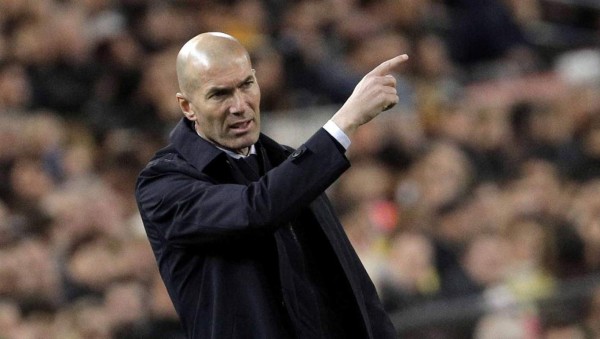 Alineación del Real Madrid para bajarse al Barça y ser líder de la Liga Española