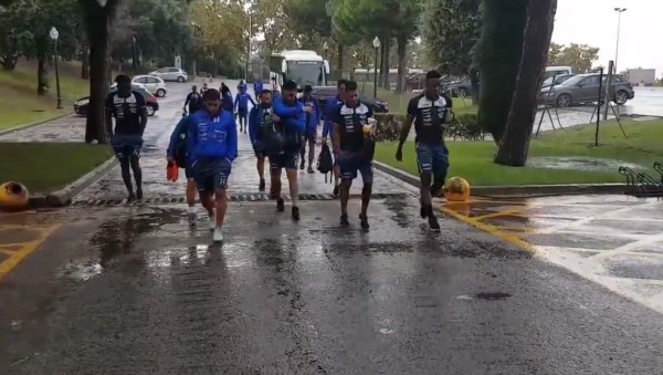 Las imágenes del entreno de Honduras en el Estadio Olímpico en Montjuïc, Barcelona