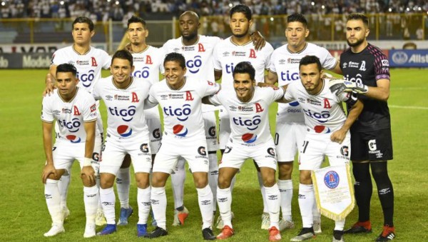 ¡Largas sequías! Las rachas negativas sin títulos en los grandes clubes centroamericanos