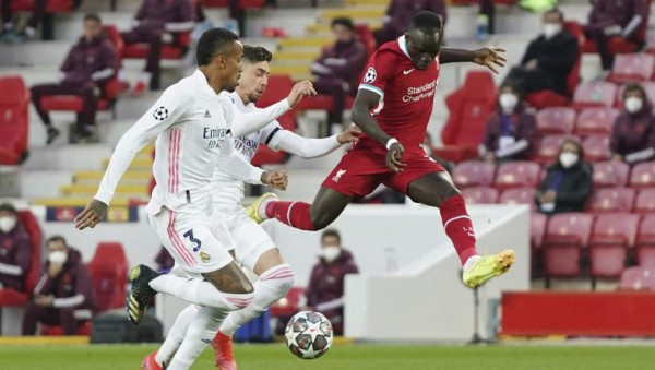 Fede Valverde la última baja confirmada: El remendado 11 del Real Madrid para evitar un desastre en la Liga Española