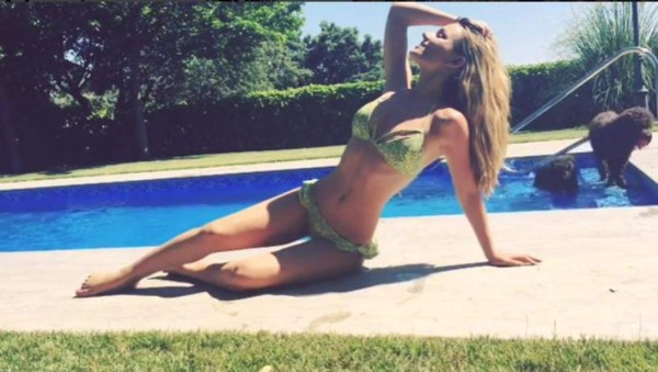 Las fotos más 'hot' de las novias de los futbolistas en Instagram