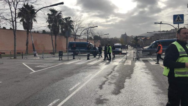 Camp Nou blindado y una visita sorpresa: Así se viven las horas previas al Barcelona-Real Madrid&nbsp;&nbsp;&nbsp;