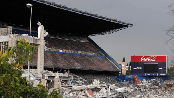 Nuevas y dolorosas fotos: Así avanza la demolición del estadio Vicente Calderón