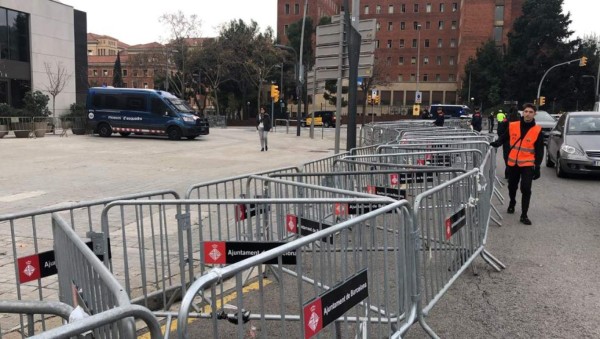 Camp Nou blindado y una visita sorpresa: Así se viven las horas previas al Barcelona-Real Madrid&nbsp;&nbsp;&nbsp;