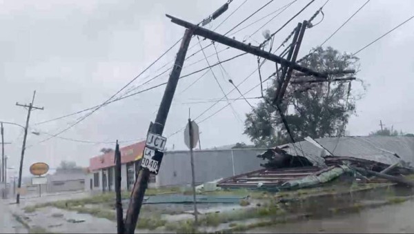 Devastadoras imágenes del paso del huracán Ida en New Orleans y todo el estado de Luisiana