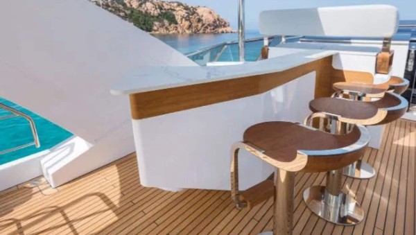 Cristiano Ronaldo no alquila como Messi: Así es el lujoso yate de CR7 que está valorado en una cifra millonaria&nbsp;&nbsp;