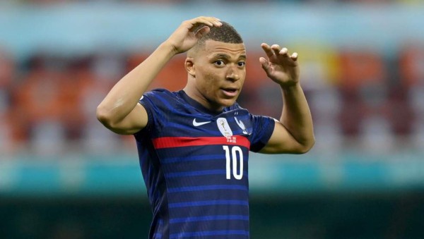 Mercado de fichajes: increíble oferta por Messi, bombazo de James Rodríguez y giro inesperado por Mbappé&nbsp;&nbsp;