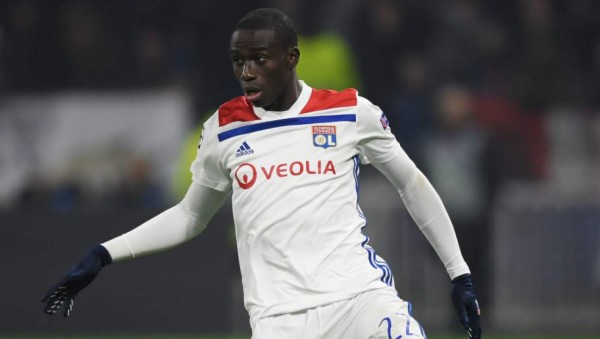 Fichajes Europa: Ramos se irá y Madrid tendría su sustituto; revolución en plantilla del Barcelona