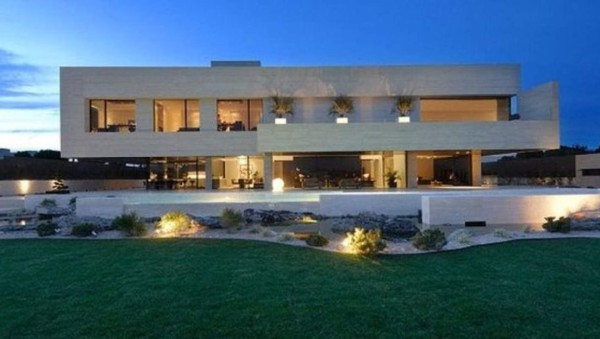 ¡Solo lujos! ¿En que invierte su dinero Cristiano Ronaldo?