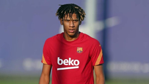 Mercado de fichajes: Barcelona anuncia otra baja y Juventus confirma refuerzo; bombazo en el Real Madrid