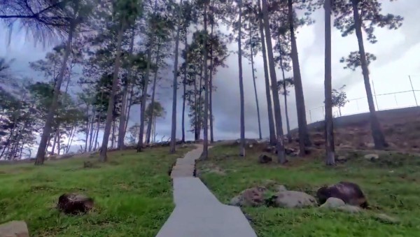 Homenaje a Chelato Uclés: la cancha sintética del hotel de la 'H' en Siguatepeque llevará su nombre