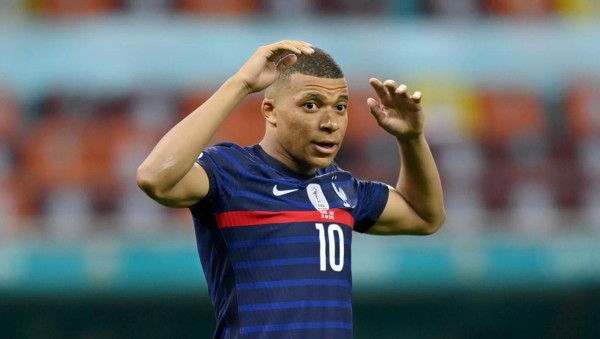 Ausencias destacadas y un gran señalado: UEFA presentó el 11 ideal de la Eurocopa ¿Y CR7?&nbsp;&nbsp;