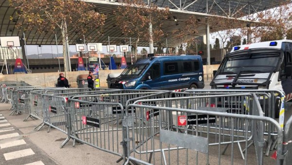 Camp Nou blindado y una visita sorpresa: Así se viven las horas previas al Barcelona-Real Madrid&nbsp;&nbsp;&nbsp;