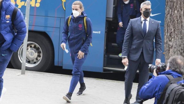 Messi con fiel acompañante y los dos regresos: Así fue la llegada de Barcelona a Madrid para el Clásico español