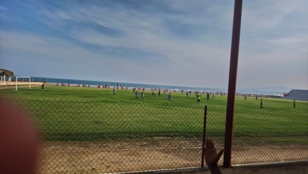 México tiene uno de los estadios más extraños del mundo: está a la orilla del mar y enamora a la afición