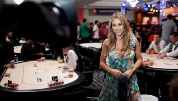 La nueva novia de Fellaini, una amante del póker