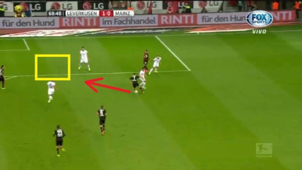 VIDEO: La jugada de crack que se gastó Chicharito Hernández