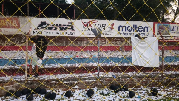 ¡Dramático! Luis Ángel Firpo consuma su descenso en El Salvador