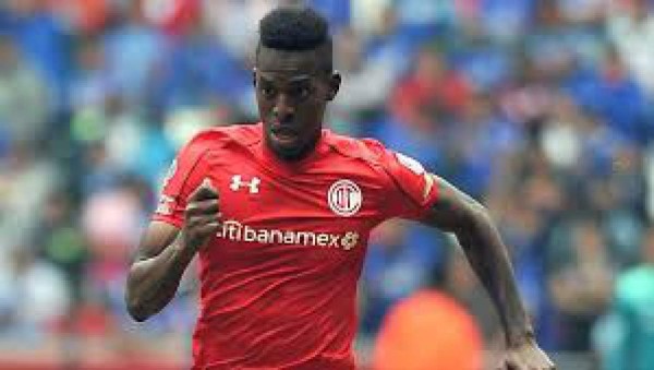 Brayan Beckeles protagonista en el 11 ideal de la primera jornada de la Liga MX