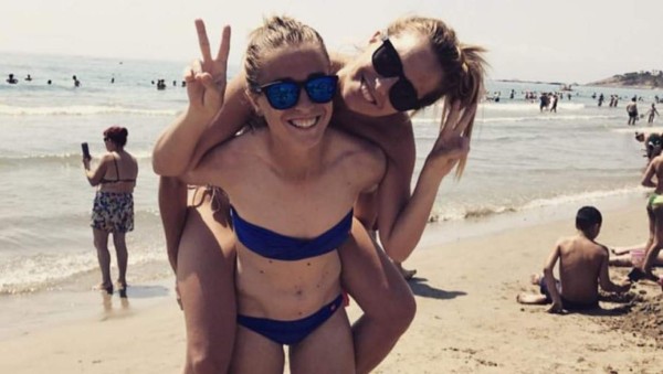 Las ardientes vacaciones del FC Barcelona femenino en la playa