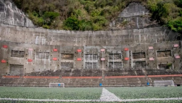 Los estadios de fútbol más feos del mundo y que nunca has visto