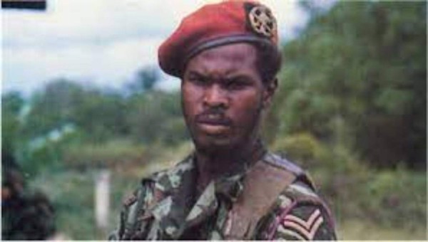 Ronnie Brunswijk, el ex guerrillero, narcotraficante y presidente del Inter MT que fue titular ante Olimpia