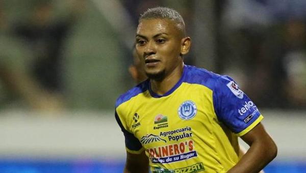 Alexy Vega, el más cotizado del 2023: Otros jugadores que causaron revuelo en el mercado de fichajes en Honduras