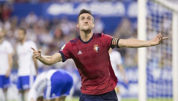 Con tres del Barcelona y dos del Real Madrid: Los jugadores activos más fieles a una camisa, sorpresa en el top 3