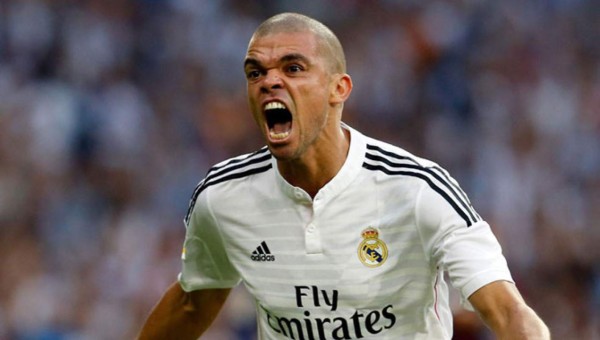 Especial: 15 grandes y conflictivos futbolistas de la historia