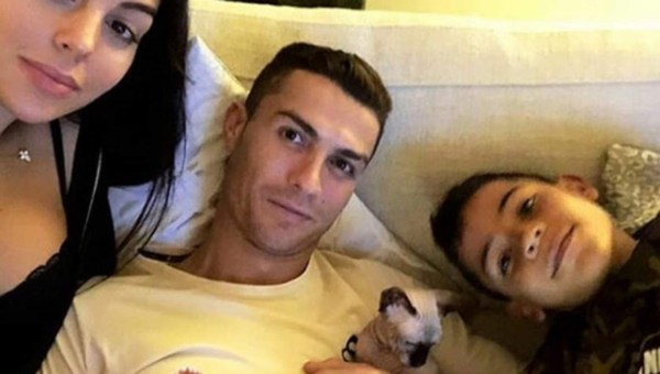 Lujos, el carro más rápido y animales exóticos: Así es la nueva vida de Cristiano Ronaldo en Italia