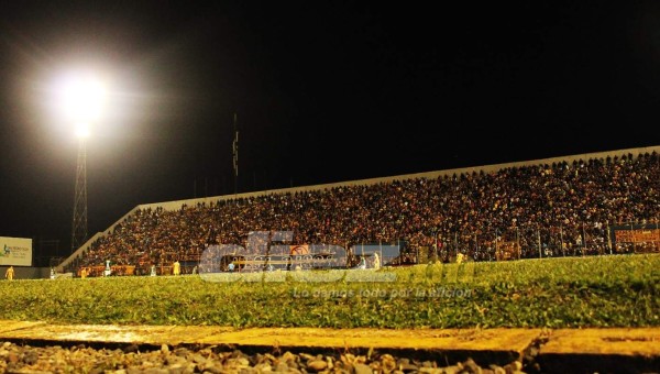 NO SE VIO EN TV: El perro, el colado y el berrinche de Vargas en el Morazán