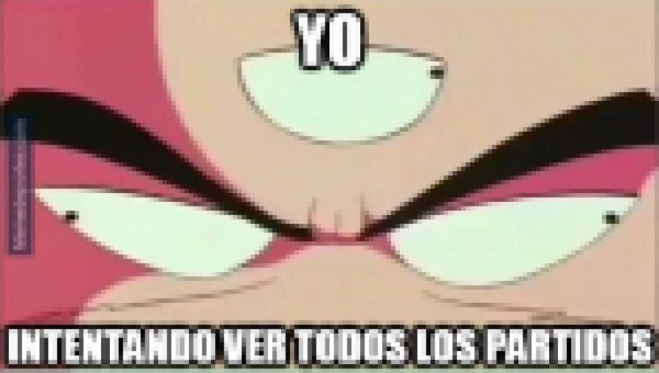 Los memes que dejaron las fallas del Chicharito ante el Barcelona