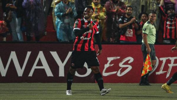Alex López ha sido jugador del Alajuelense de Costa Rica por cinco años.